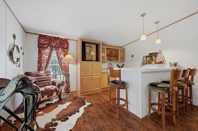 212 Sunset Road, Pottsboro, TX 75076