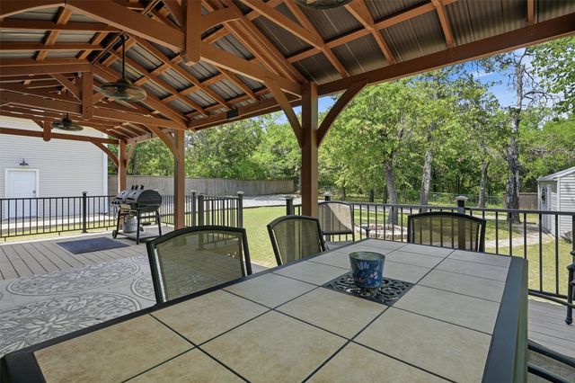 212 Sunset Road, Pottsboro, TX 75076