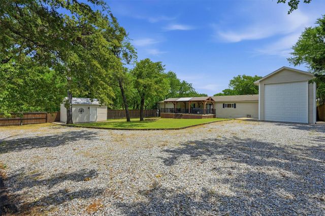 212 Sunset Road, Pottsboro, TX 75076