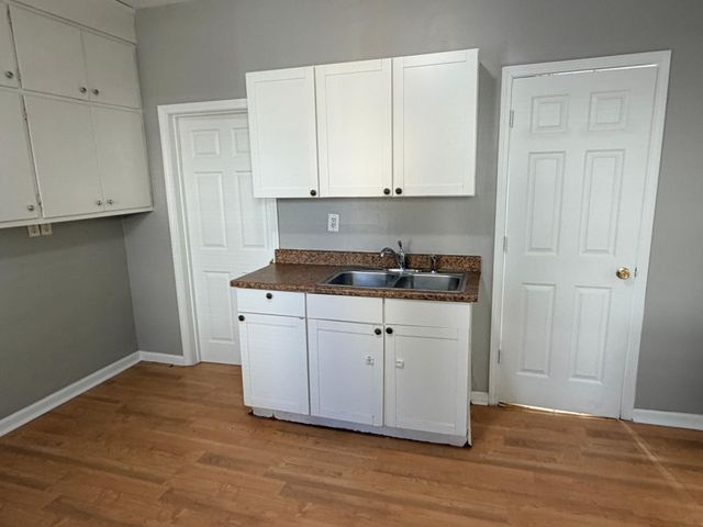 353 Lawson Avenue E, Saint Paul, MN 55130