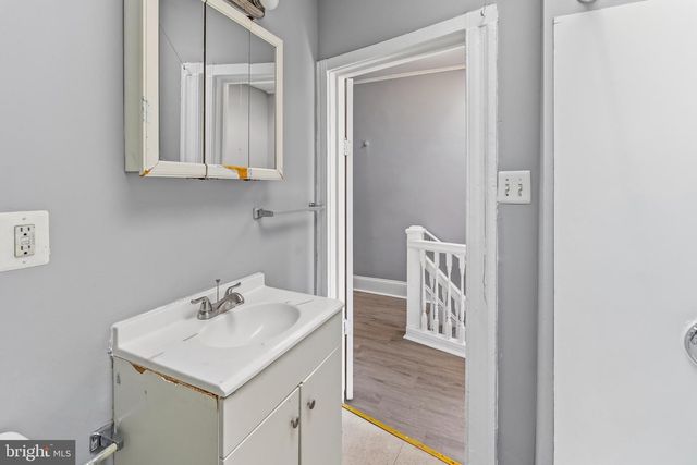 1711 ASHBURTON ST, Baltimore, MD 21216
