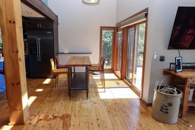 5707 Saddle Rock Road, Manhattan, KS 66503