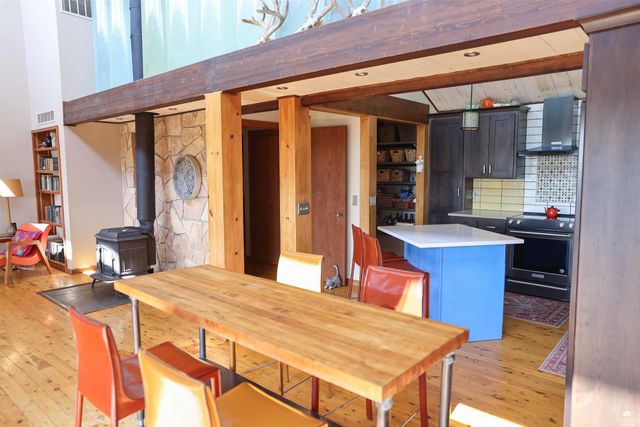 5707 Saddle Rock Road, Manhattan, KS 66503