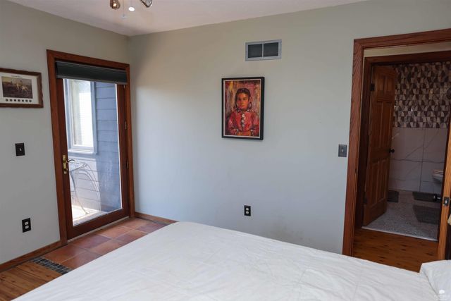 5707 Saddle Rock Road, Manhattan, KS 66503