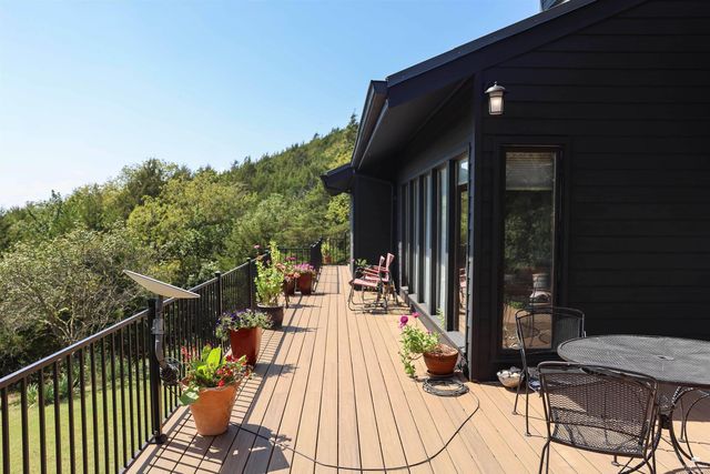 5707 Saddle Rock Road, Manhattan, KS 66503