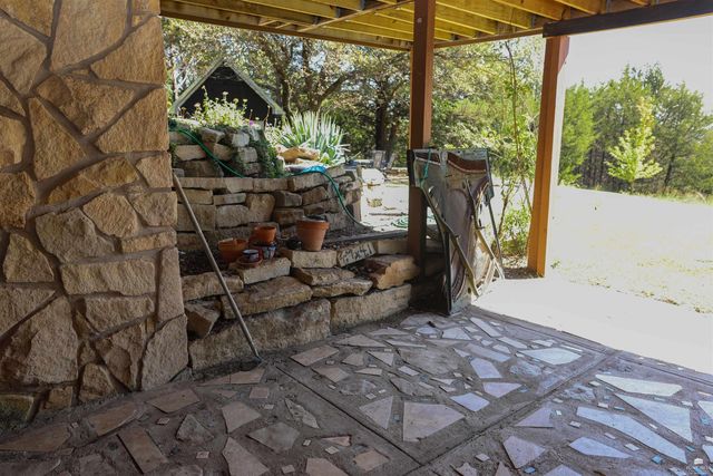 5707 Saddle Rock Road, Manhattan, KS 66503