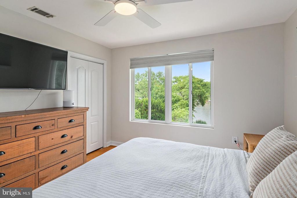 Image 37 of property listing at 1210 SEVERNVIEW DR, Crownsville, MD 21032