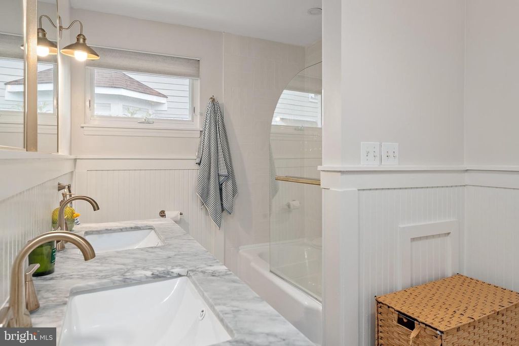 Image 39 of property listing at 1210 SEVERNVIEW DR, Crownsville, MD 21032