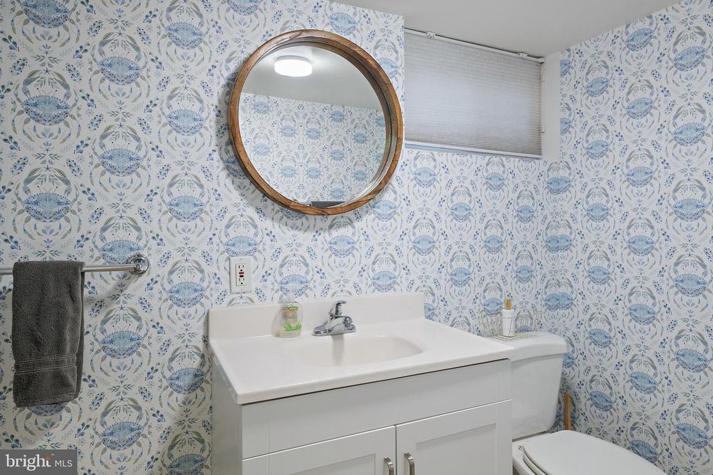 Image 50 of property listing at 1210 SEVERNVIEW DR, Crownsville, MD 21032