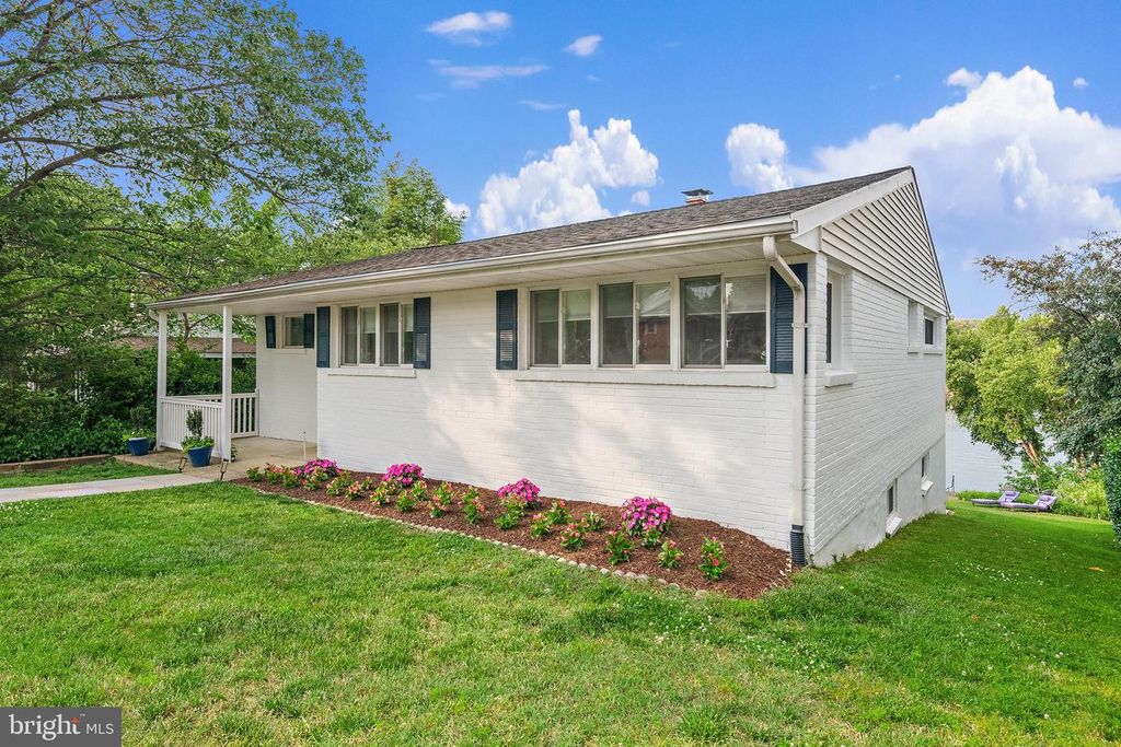 Image 68 of property listing at 1210 SEVERNVIEW DR, Crownsville, MD 21032