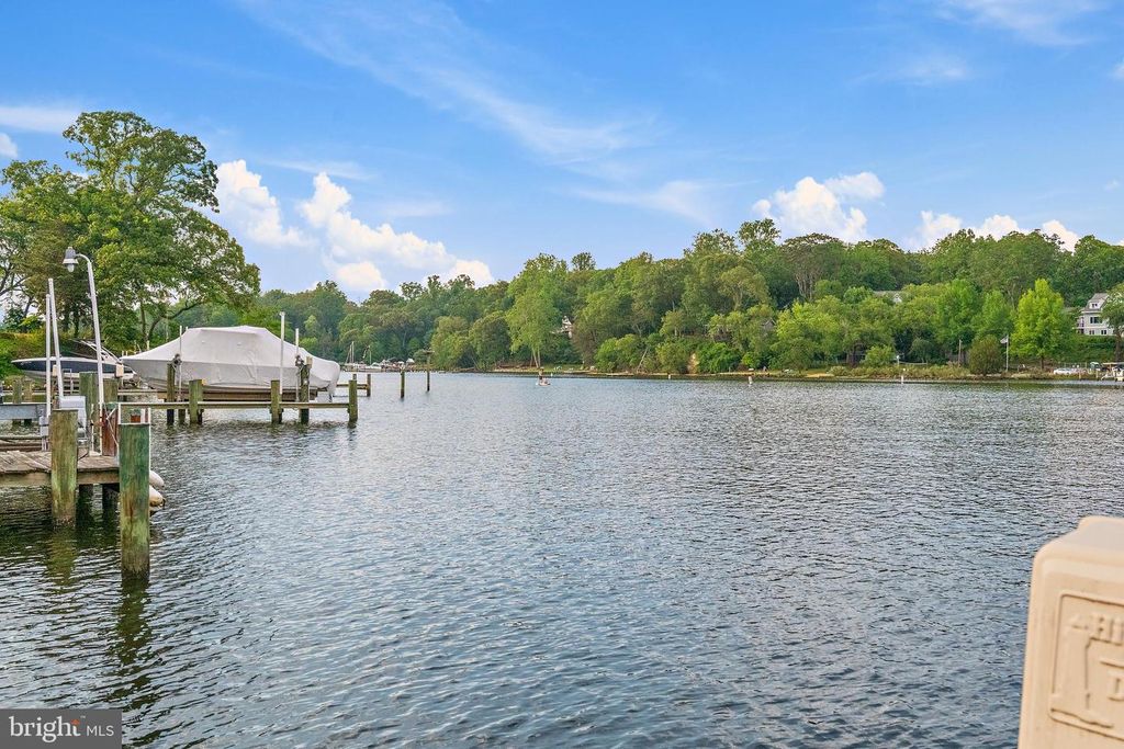 Image 74 of property listing at 1210 SEVERNVIEW DR, Crownsville, MD 21032