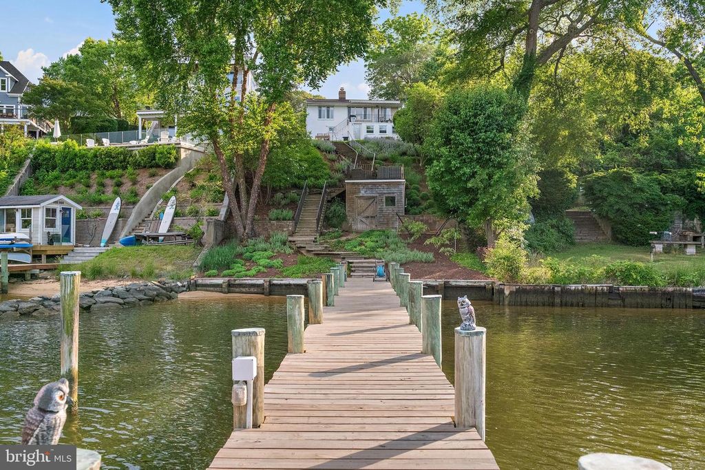 Image 78 of property listing at 1210 SEVERNVIEW DR, Crownsville, MD 21032
