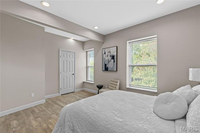 4648 S Compton Avenue, St Louis, MO 63111