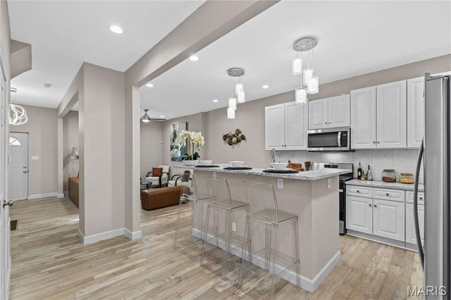 4648 S Compton Avenue, St Louis, MO 63111