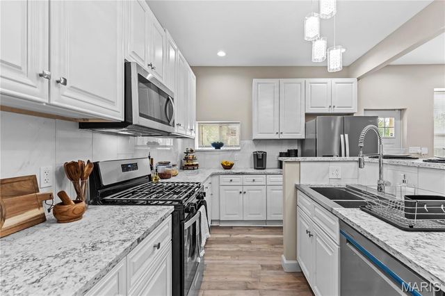 4648 S Compton Avenue, St Louis, MO 63111