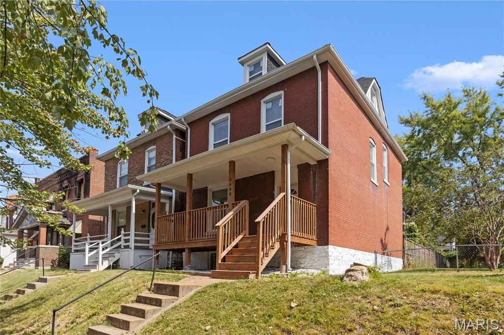 4648 S Compton Avenue, St Louis, MO 63111
