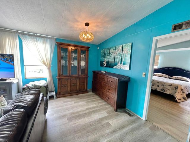 2301 SE 33rd Street, Okeechobee, FL 34974