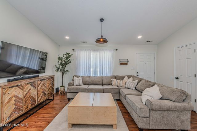 603 Fillmore Court, Jacksonville, NC 28540