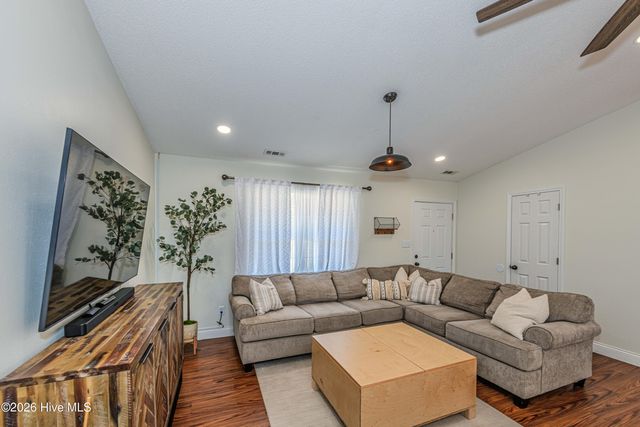 603 Fillmore Court, Jacksonville, NC 28540