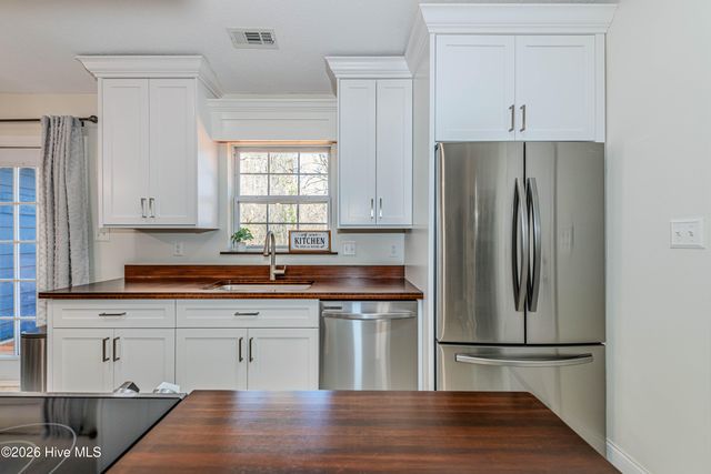 603 Fillmore Court, Jacksonville, NC 28540