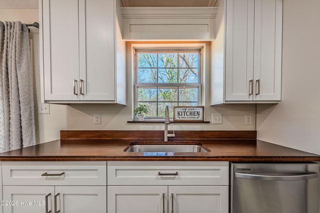 603 Fillmore Court, Jacksonville, NC 28540