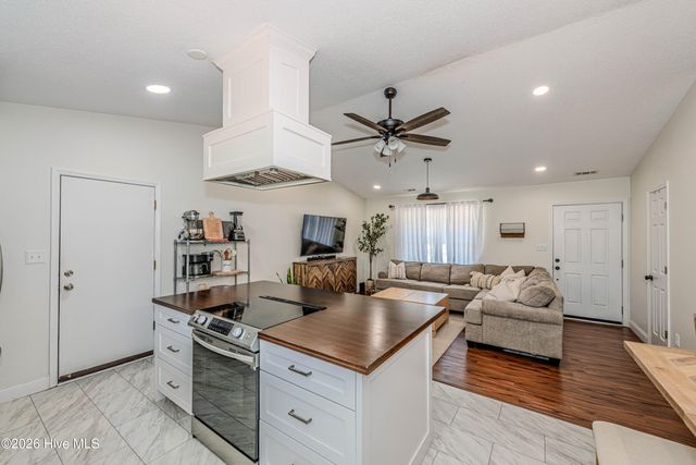 603 Fillmore Court, Jacksonville, NC 28540