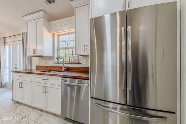 603 Fillmore Court, Jacksonville, NC 28540