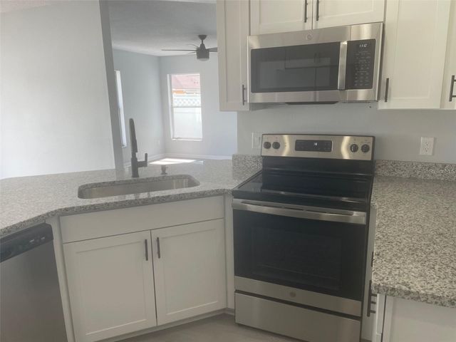 2421 ASHECROFT DRIVE, Kissimmee, FL 34744