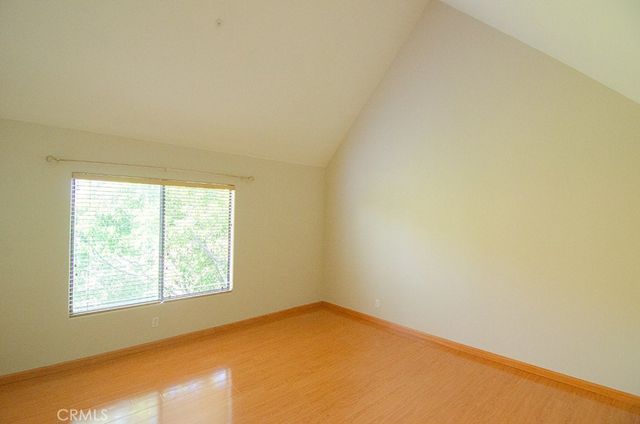 240 S Mentor 2, Pasadena, CA 91106