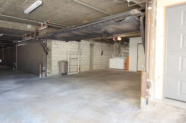 240 S Mentor 2, Pasadena, CA 91106