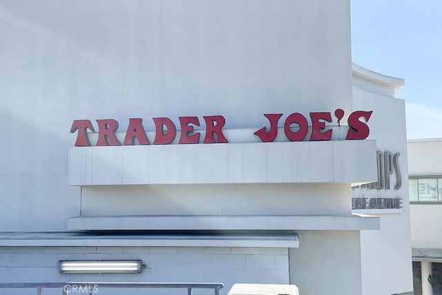 240 S Mentor 2, Pasadena, CA 91106