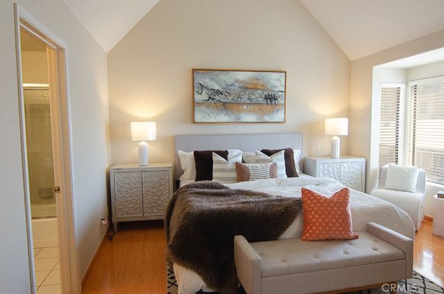 240 S Mentor 2, Pasadena, CA 91106