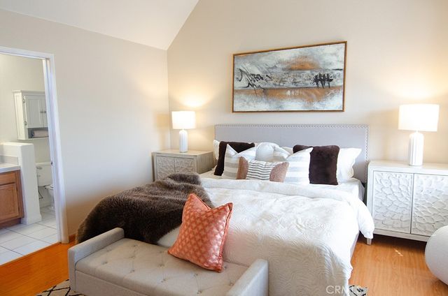 240 S Mentor 2, Pasadena, CA 91106