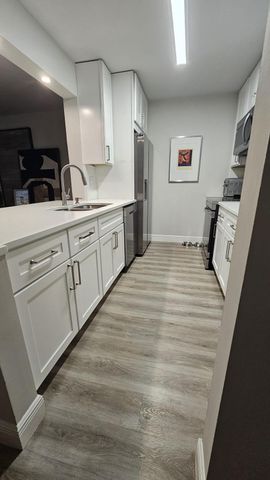 120 NW 70TH Street NW 1040, Boca Raton, FL 33487