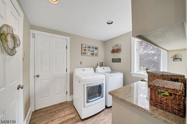 8 Chestnut St, Washington Twp., NJ 07853