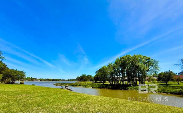 9328 Lakeview Drive, Foley, AL 36535