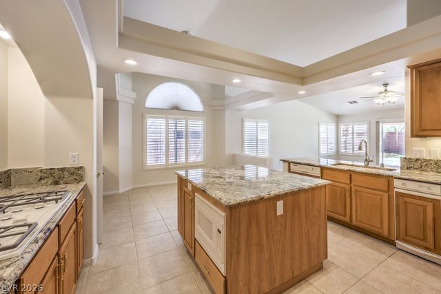 7546 Gossamer Wind Street, Las Vegas, NV 89139