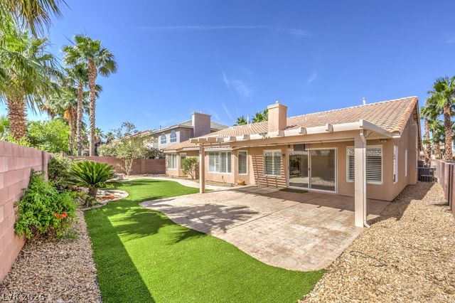7546 Gossamer Wind Street, Las Vegas, NV 89139