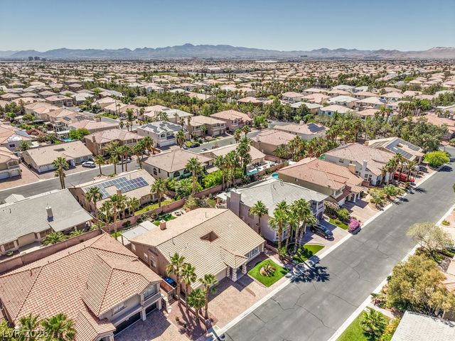 7546 Gossamer Wind Street, Las Vegas, NV 89139