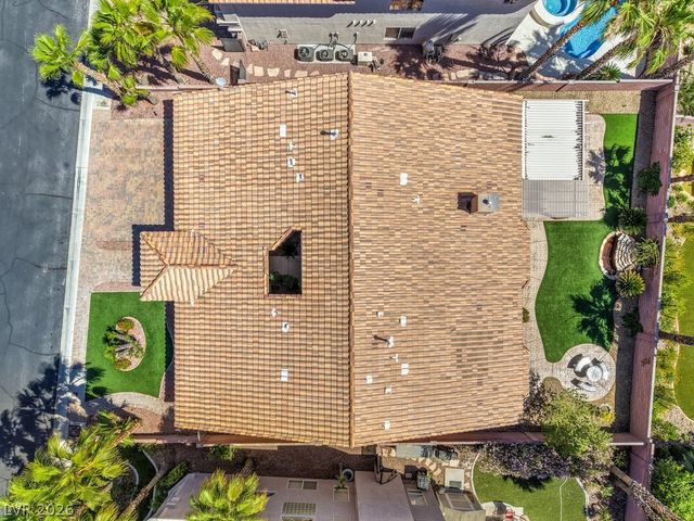 7546 Gossamer Wind Street, Las Vegas, NV 89139
