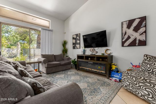 6998 W Muriel Drive, Glendale, AZ 85308