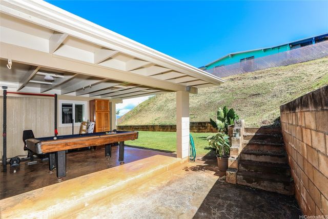 2374 Ahaiki Street, Pearl City, HI 96782