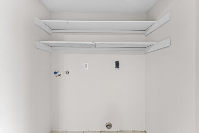 7200 Clarewood Drive 1805, Houston, TX 77036