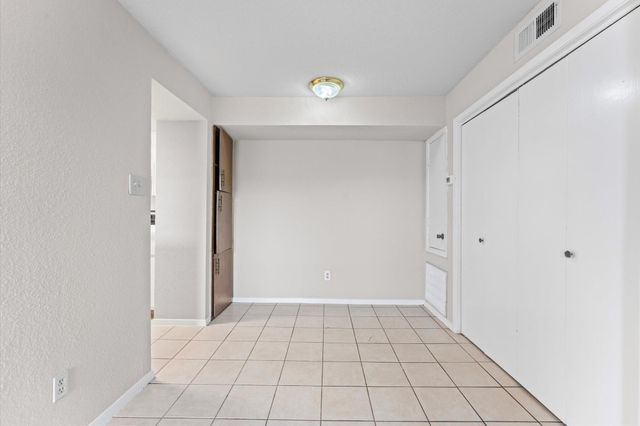 7200 Clarewood Drive 1805, Houston, TX 77036