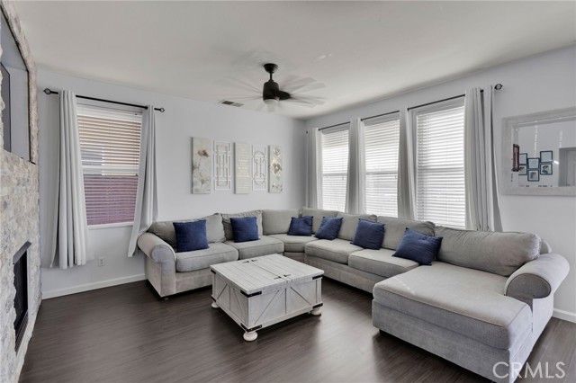 8738 Redondo, Hesperia, CA 92344