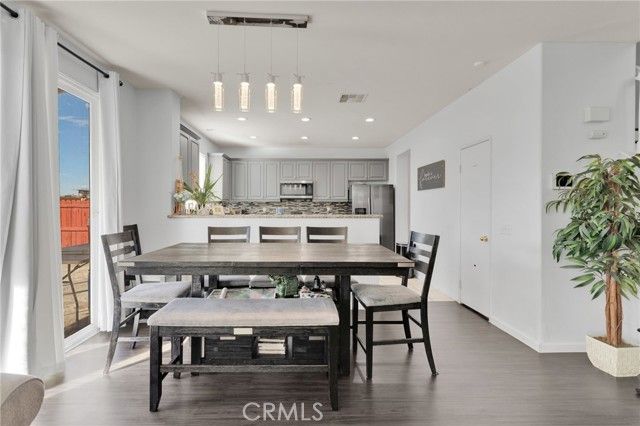 8738 Redondo, Hesperia, CA 92344