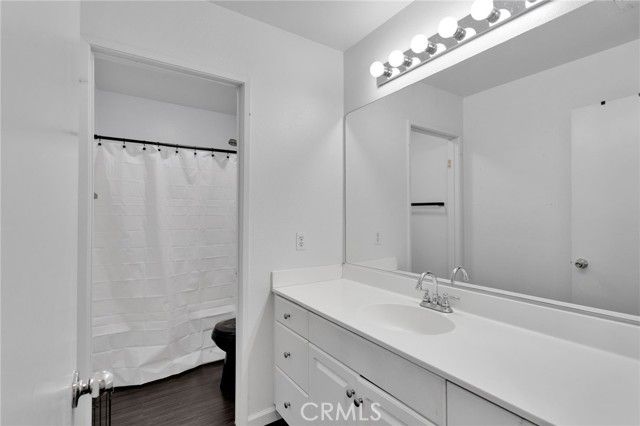 8738 Redondo, Hesperia, CA 92344