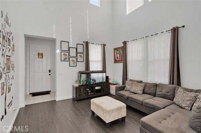 8738 Redondo, Hesperia, CA 92344