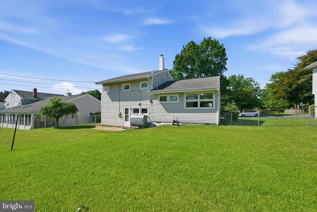 141 S SHELLEY DR, Claymont, DE 19703