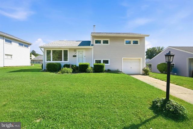 141 S SHELLEY DR, Claymont, DE 19703